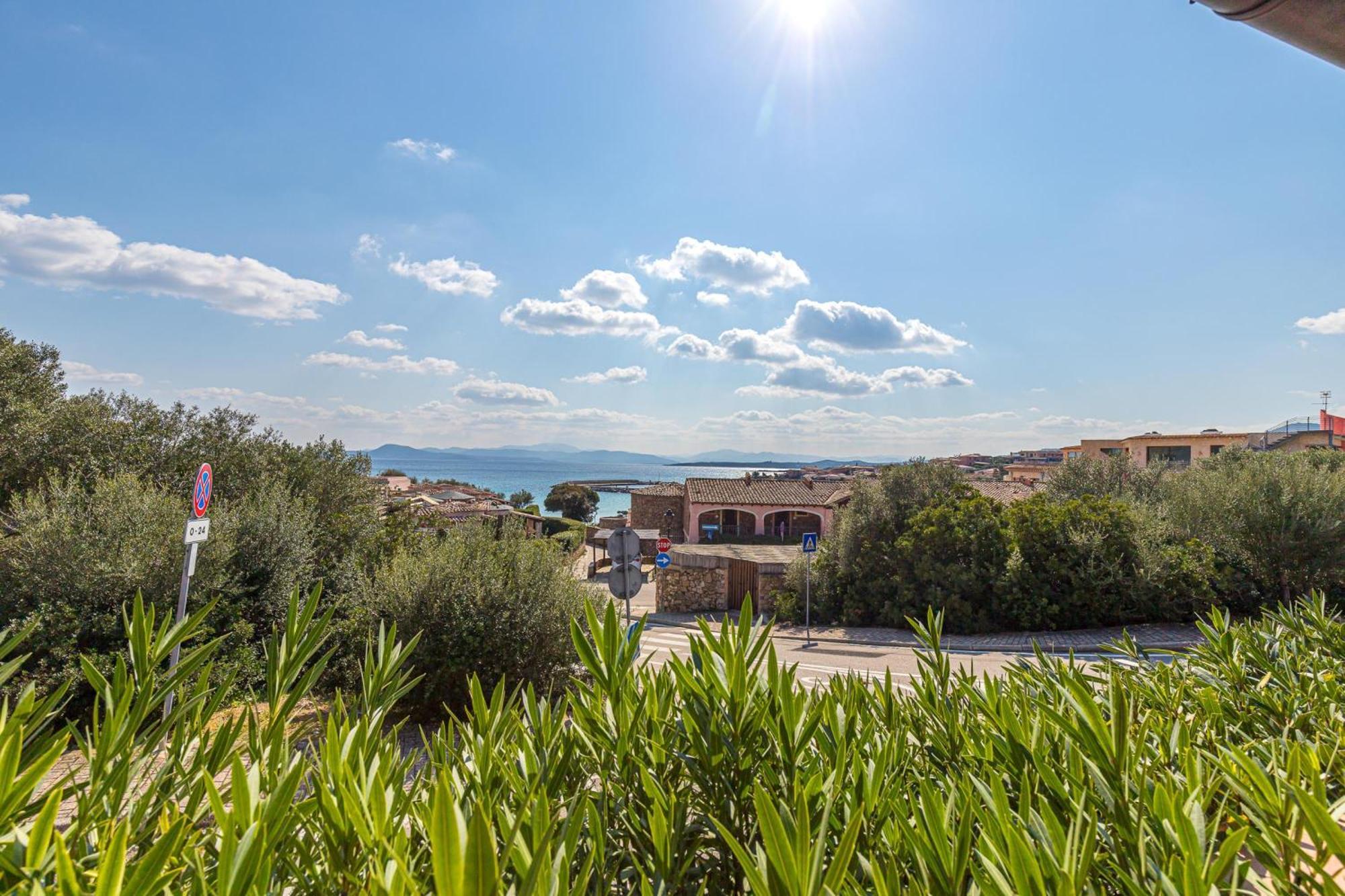 Villetta Franca 100M From The Beach - Happy Rentals Гольфо-Аранчи Экстерьер фото